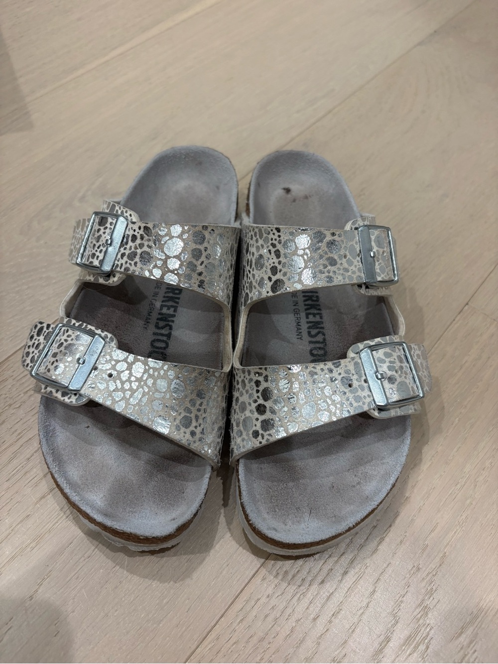 Women’s Birkenstock silver sandals shoes size 36
